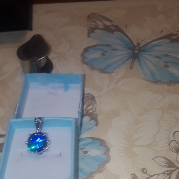 Real blue diamond pendant 5 carat . - Picture 4 of 4